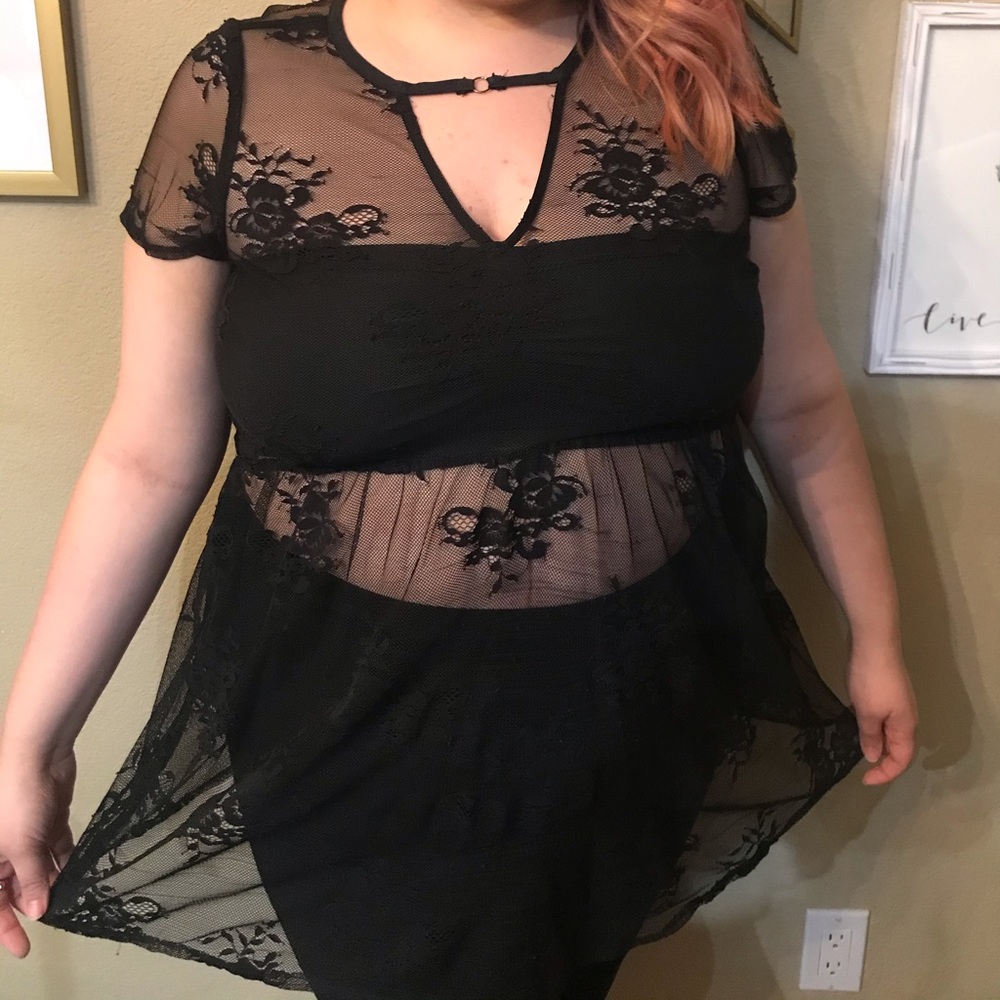 Torrid lace blouse with choker neck closure